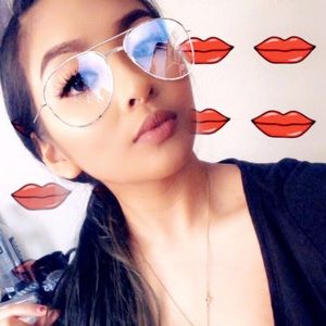 Meet your Posher, Joelyn